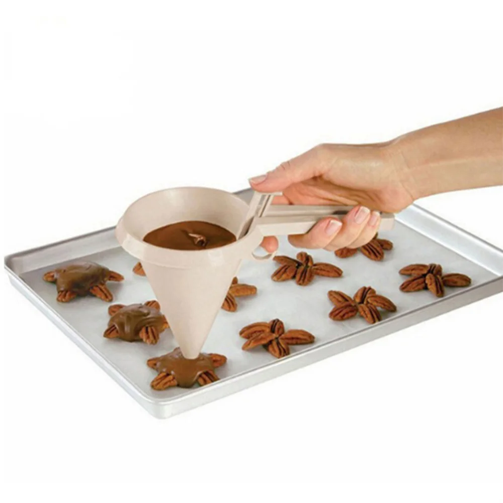 Pancake & Cupcake Batter Dispenser – No-Drip Baking Tool for Perfect Pancakes Every Time
